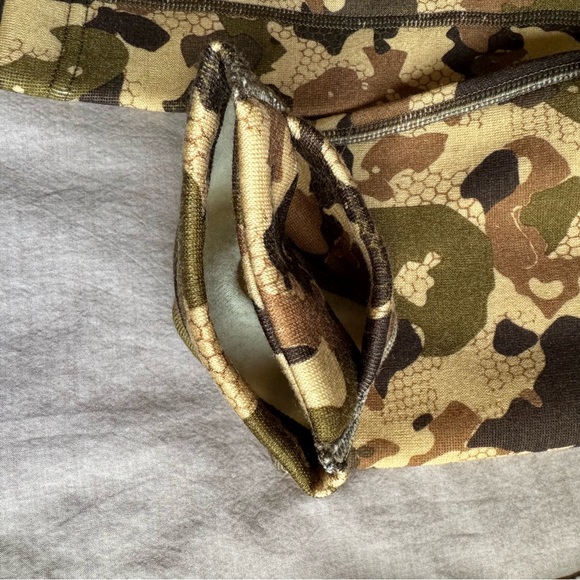 Duck Camp 1/4 Zip Merino Wool Jacket - Picture 10 of 12